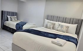 Hotel West Inn